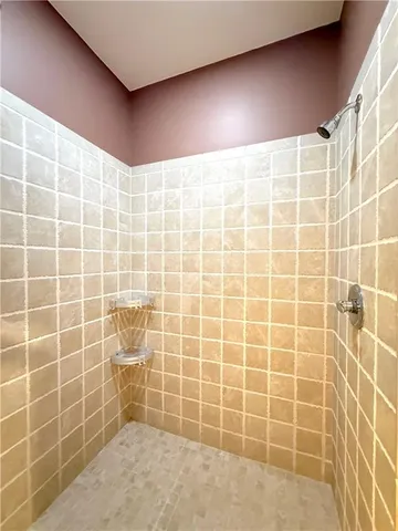 $500,000 | 9005 Northeast 80th Street, Kansas City, MO 64158