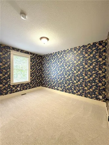 $500,000 | 9005 Northeast 80th Street, Kansas City, MO 64158