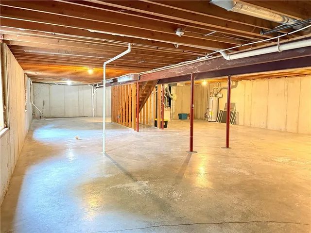 $500,000 | 9005 Northeast 80th Street, Kansas City, MO 64158