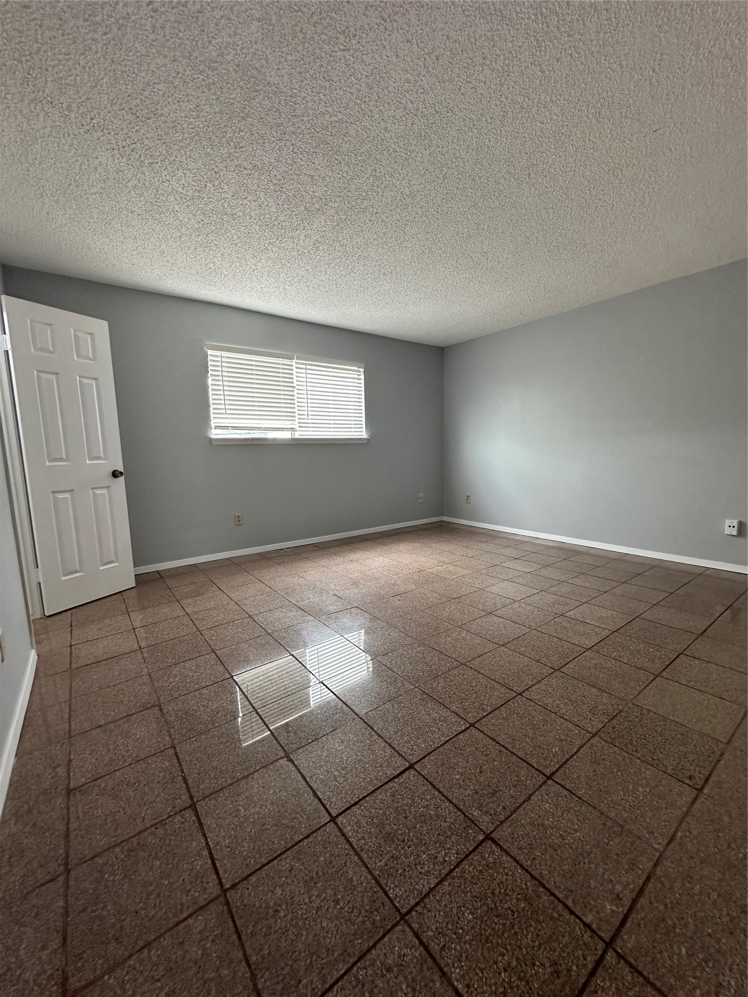 6701 Sands Point Drive, Unit 66 Houston, TX 77074 - Photo 15 of 19 a view of empty room