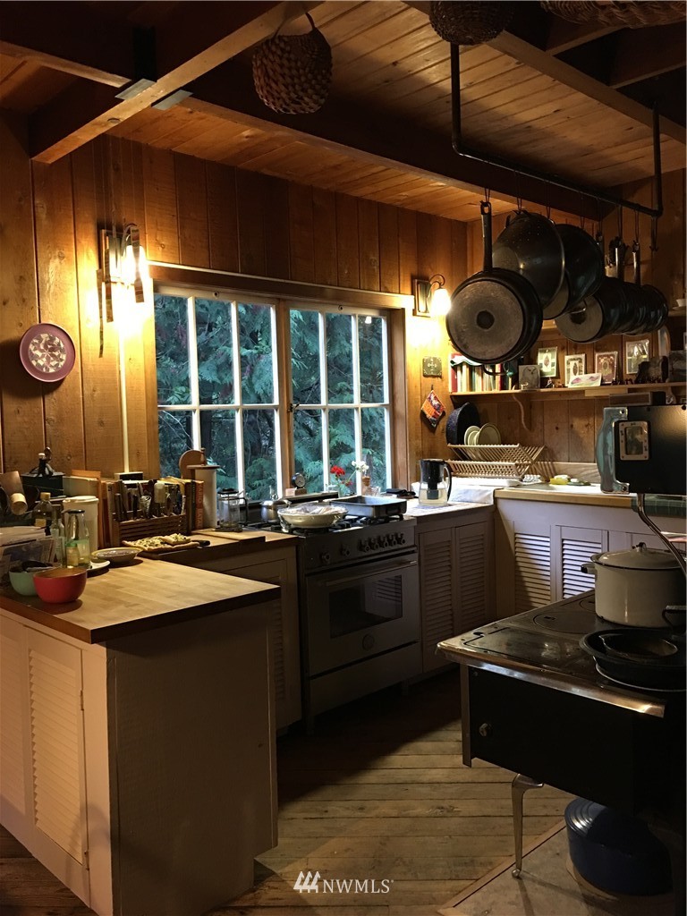 123 Biendl Road Shaw Island, WA 98286 - Photo 9 of 20 Gallery Image 9