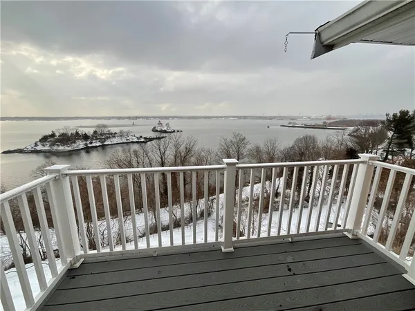 $349,000 | 33 Bullocks Point Avenue, Unit 5C, East Providence, RI 02915
