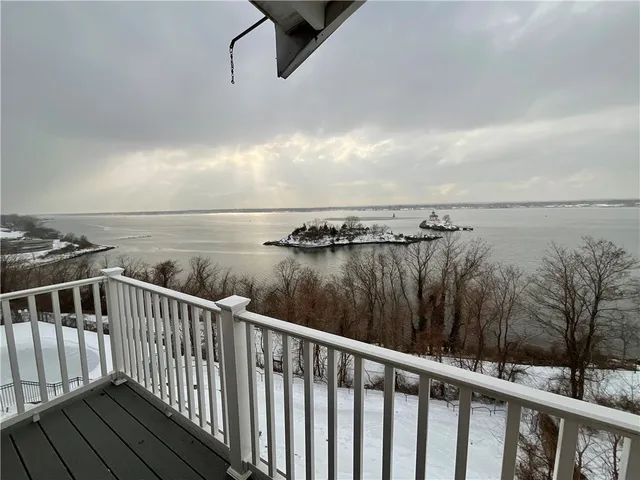 $359,000 | 33 Bullocks Point Avenue, Unit 5C, East Providence, RI 02915