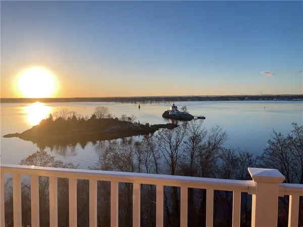 $349,000 | 33 Bullocks Point Avenue, Unit 5C, East Providence, RI 02915