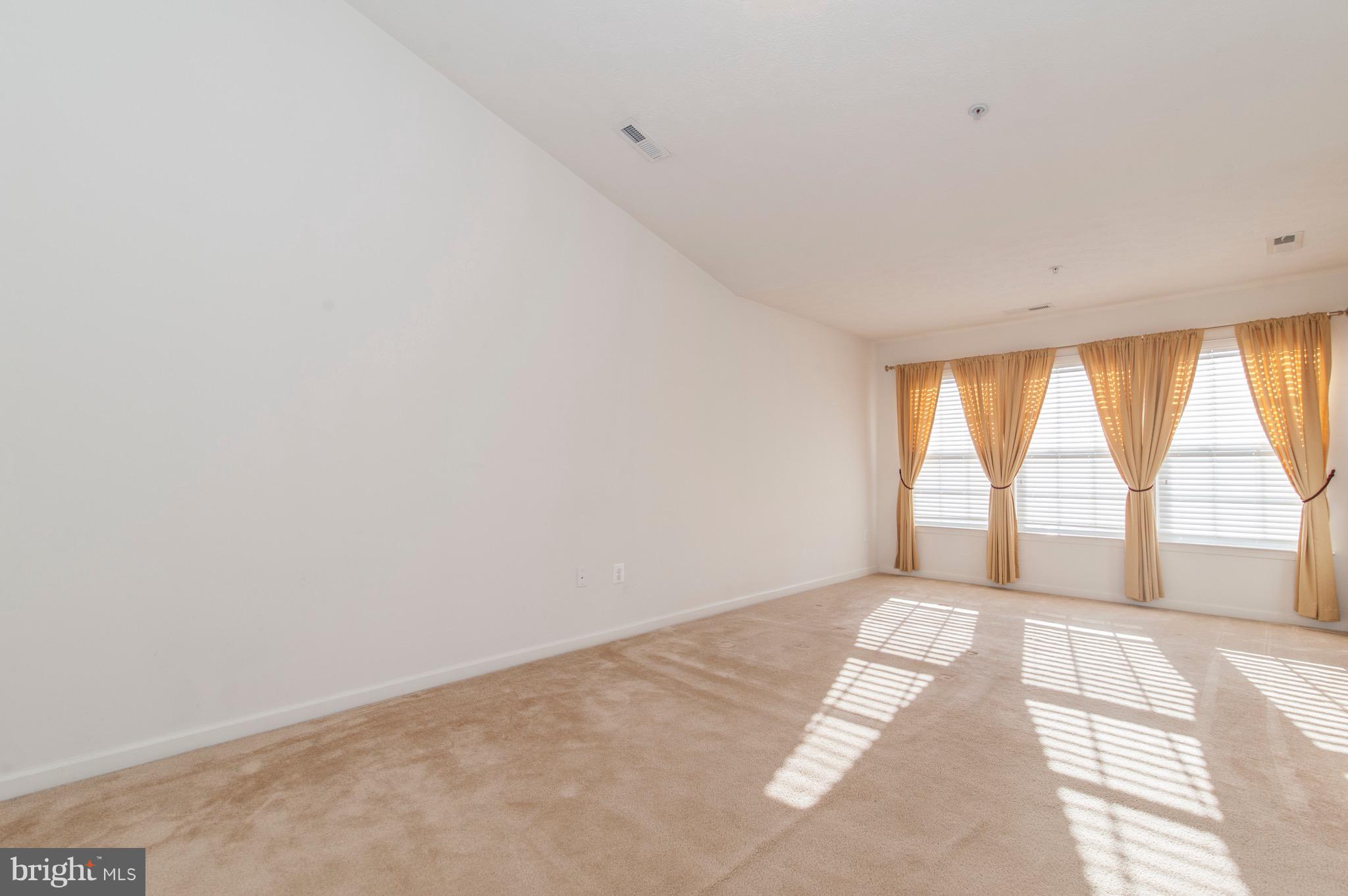 9800 Biggs Road Middle River, MD 21220 - Photo 14 of 29 Extra Large Master Suite