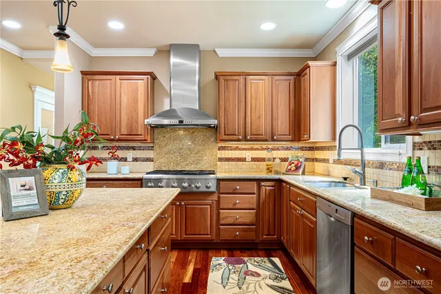 $2,898,000 | 15025 Southeast 43rd Street, Bellevue, WA 98006