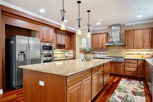 $2,898,000 | 15025 Southeast 43rd Street, Bellevue, WA 98006