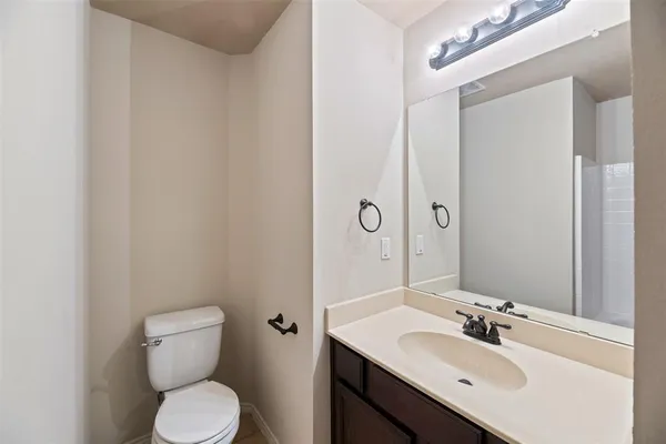 $1,795 | 339 Orbit Drive, Lavon, TX 75166
