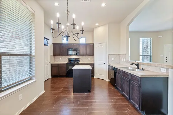$1,795 | 339 Orbit Drive, Lavon, TX 75166