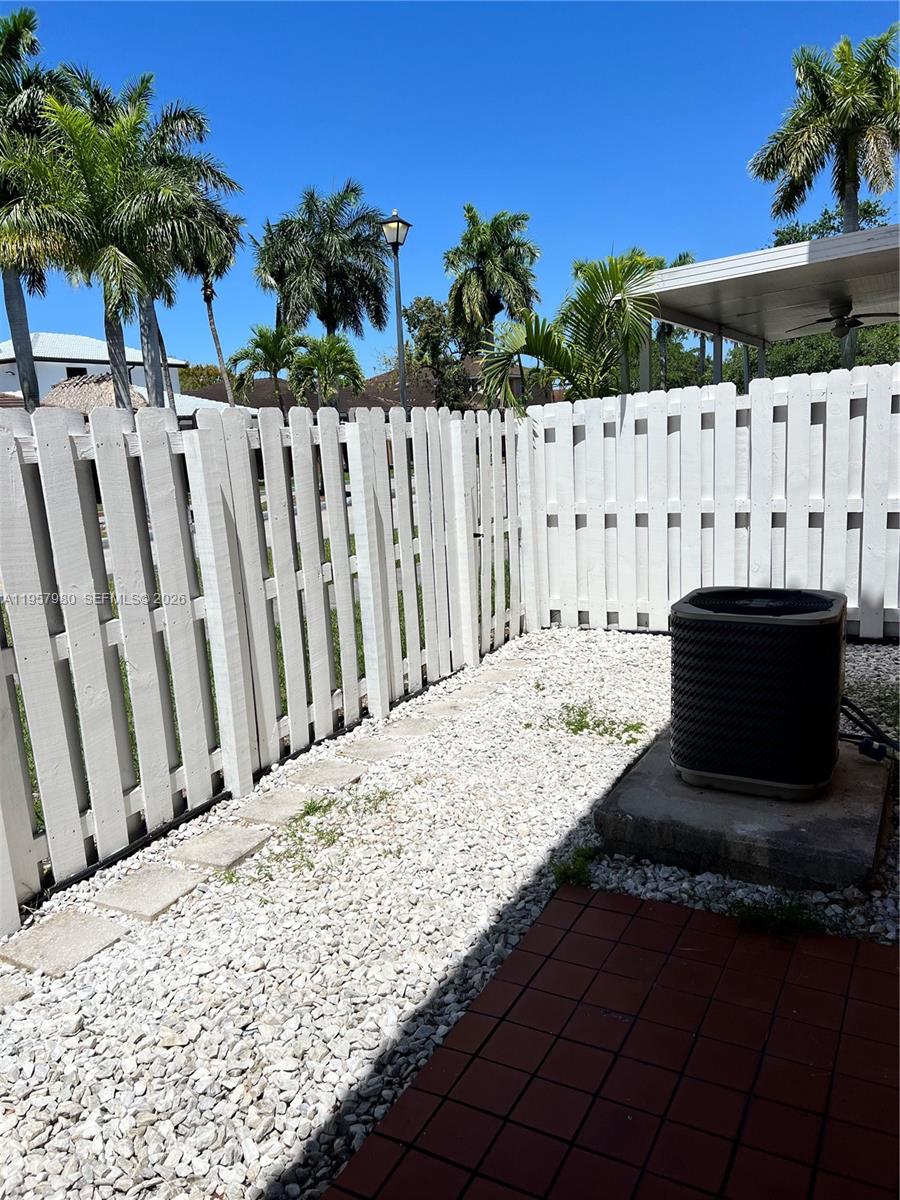 3810 Southwest 153rd Place Miami, FL 33185 - Photo 33 of 37