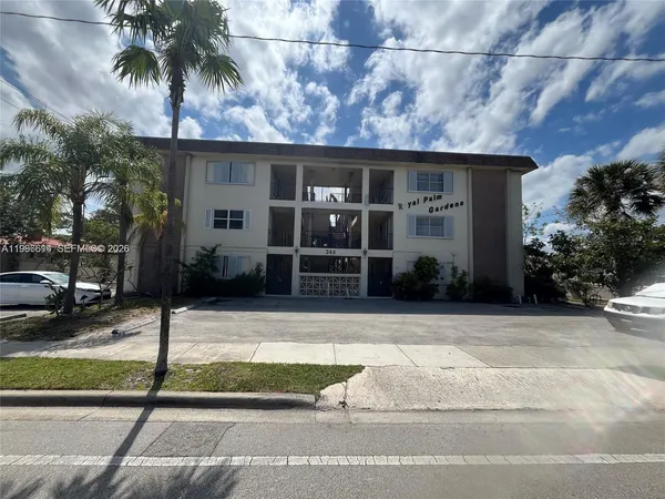 $1,550 | 348 South Federal Highway, Unit 11, Dania Beach, FL 33004