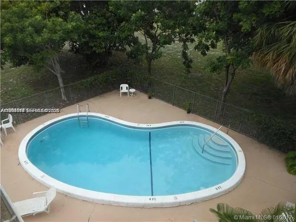 $1,550 | 348 South Federal Highway, Unit 11, Dania Beach, FL 33004