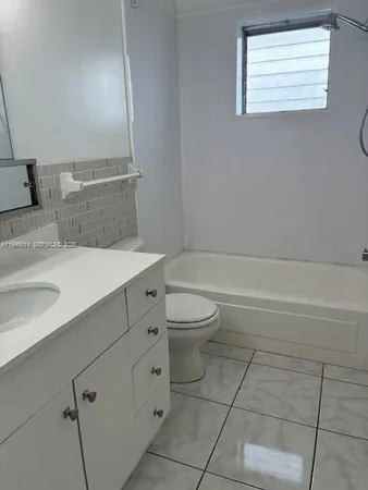 $1,550 | 348 South Federal Highway, Unit 11, Dania Beach, FL 33004
