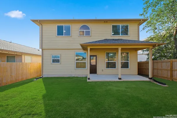 $1,750 | 11647 Zinnia, San Antonio, TX 78245