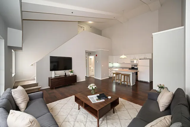 $199,900 | 2010 11th Avenue Southeast, Unit C, Rochester, MN 55904