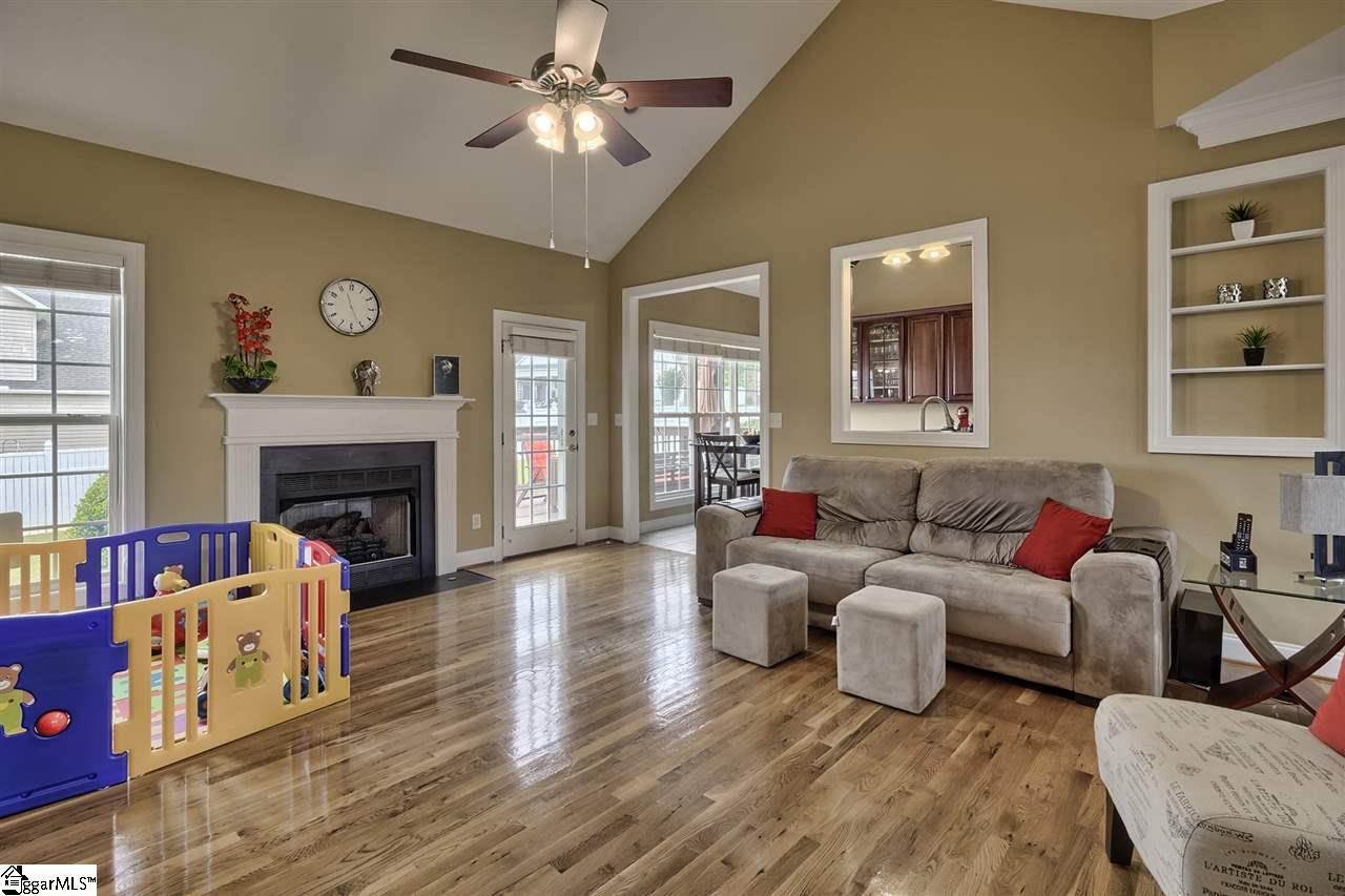 111 Banabus Lane Anderson, SC 29621 - Photo 6 of 36 Gallery Image 6