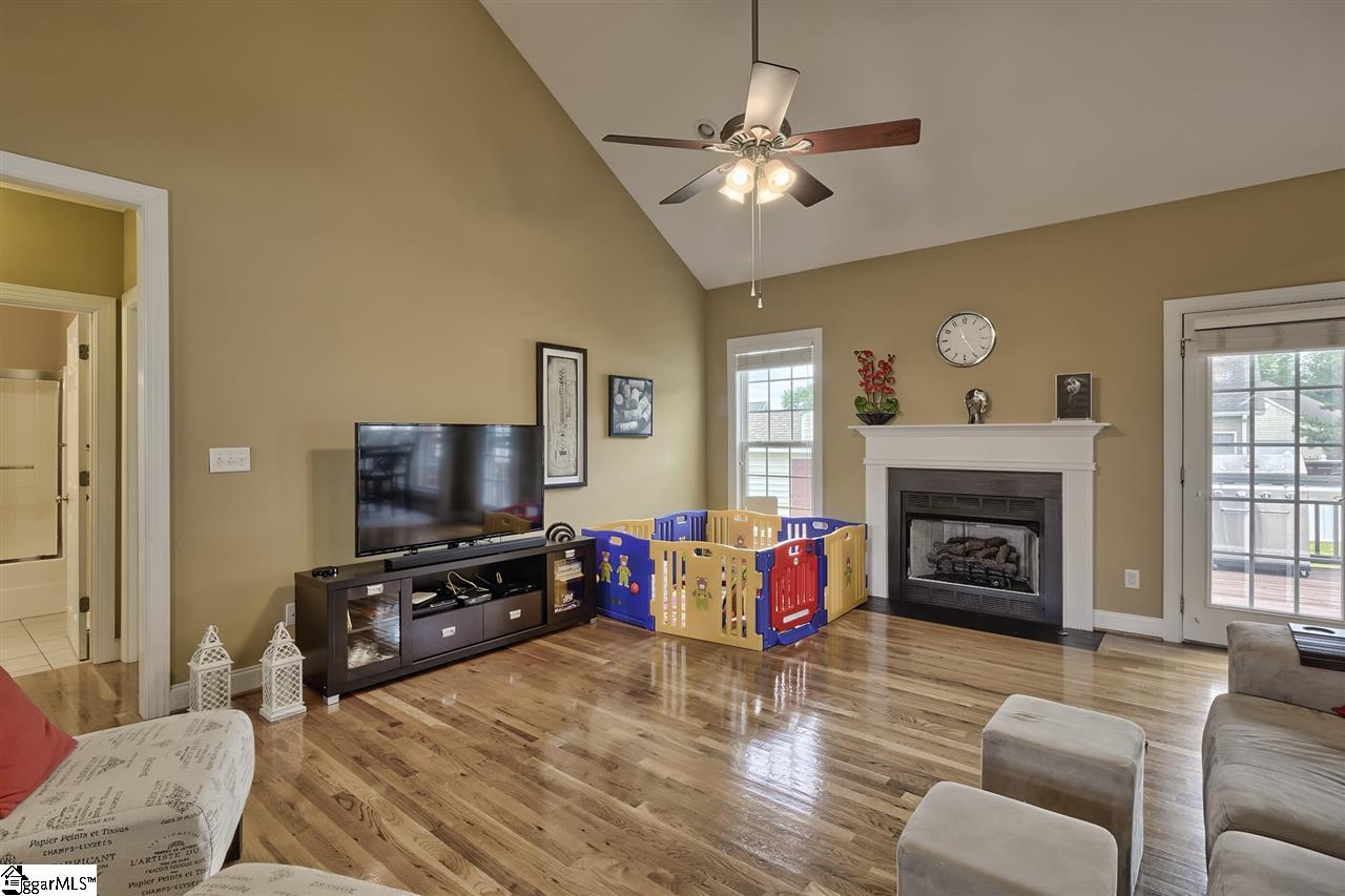 111 Banabus Lane Anderson, SC 29621 - Photo 7 of 36 Gallery Image 7