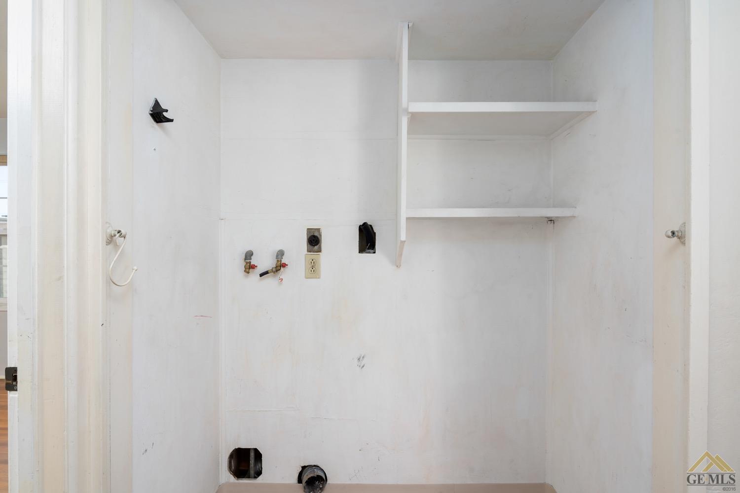 Undisclosed Address Bakersfield, CA 93301 - Photo 16 of 21 a bathroom with a shower