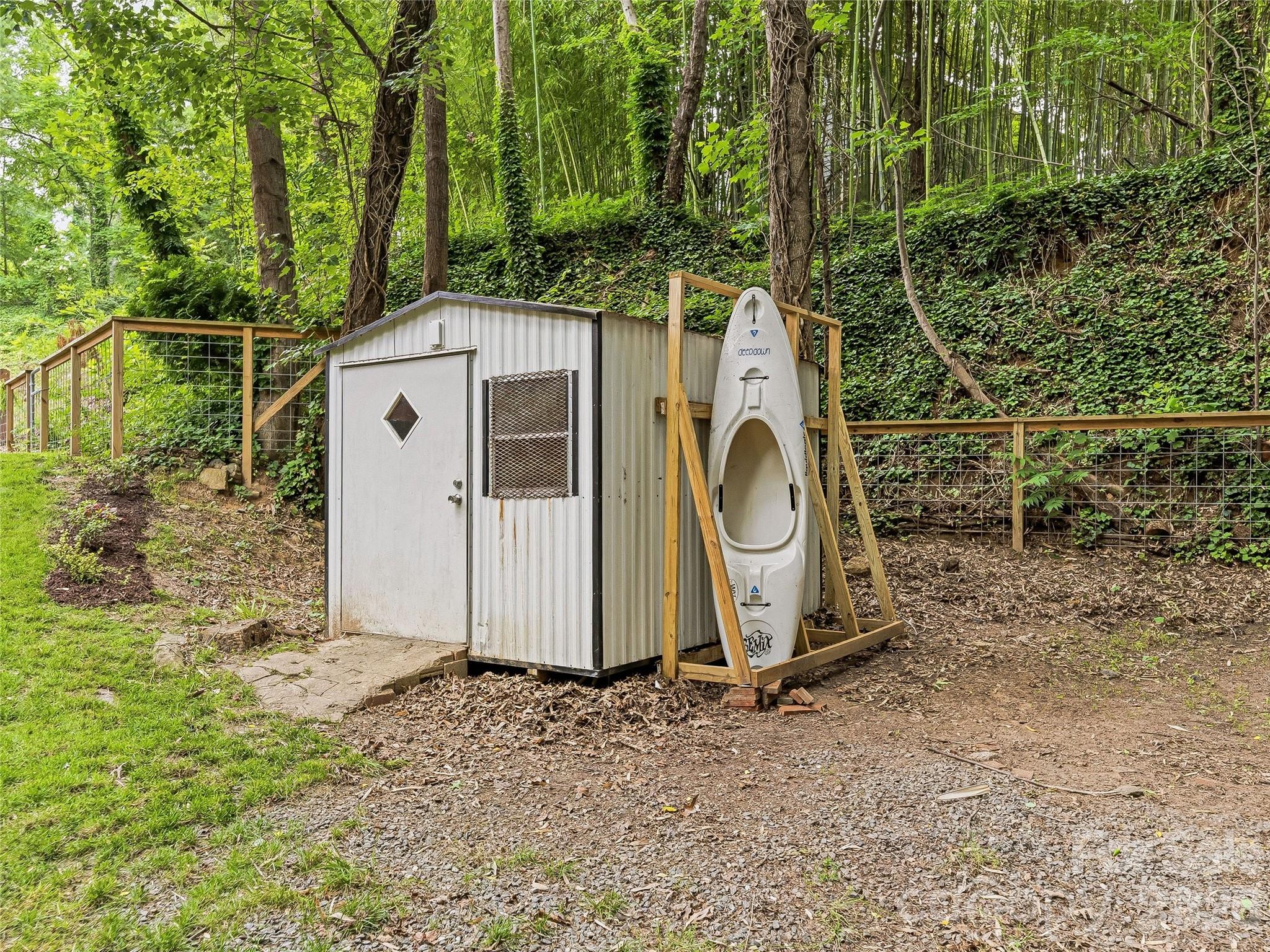 355 London Road Asheville, NC 28803 - Photo 26 of 28