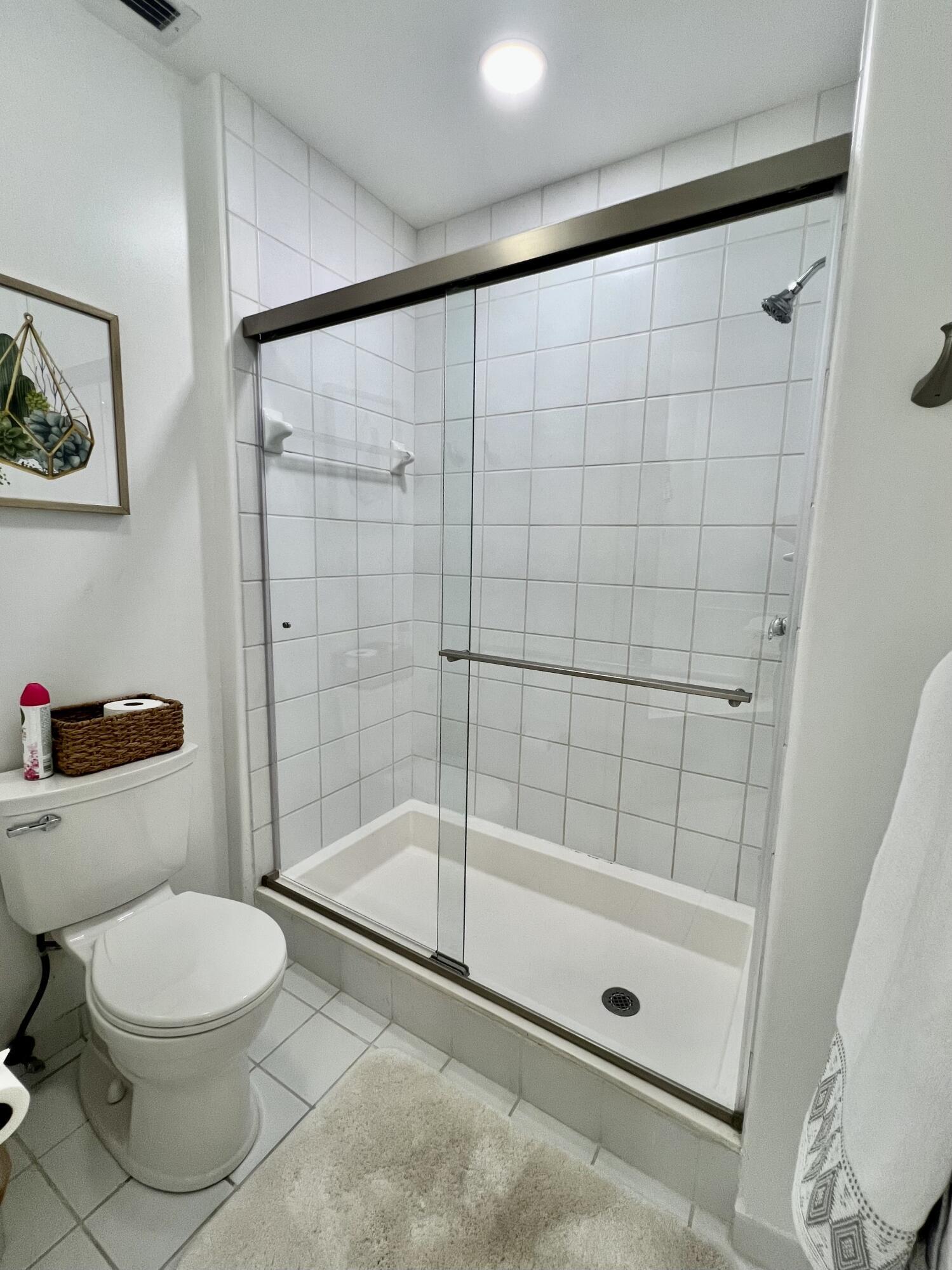 2431 Northwest 59th Street, Unit 404 Boca Raton, FL 33496 - Photo 15 of 27 IMG_6445