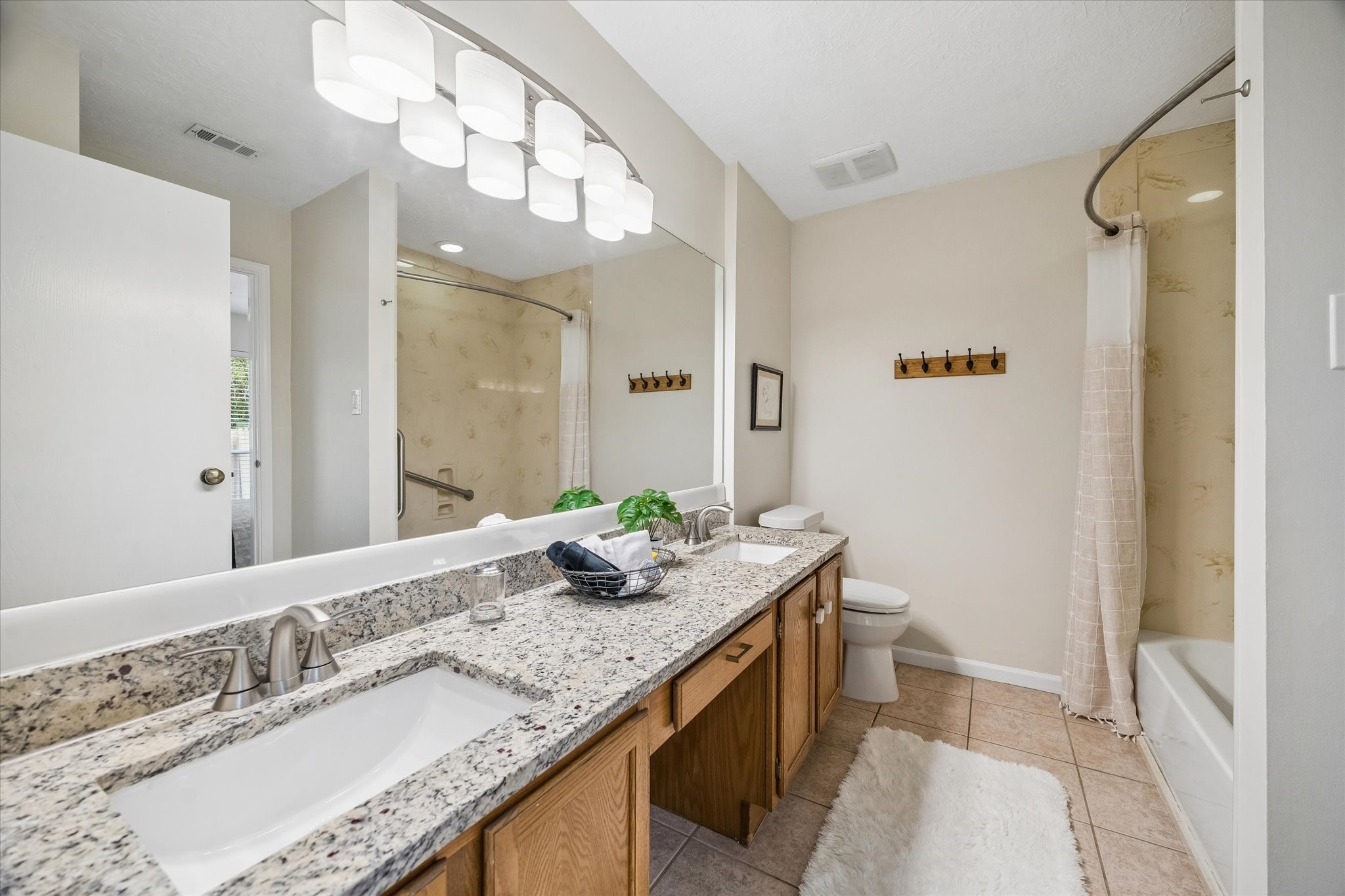 30 Camberwell Court The Woodlands, TX 77380 - Photo 22 of 26