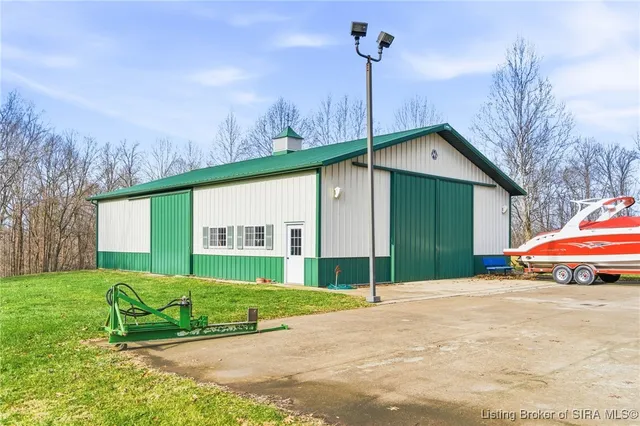$985,000 | 8037 Cunningham Sarles Road, Borden, IN 47106