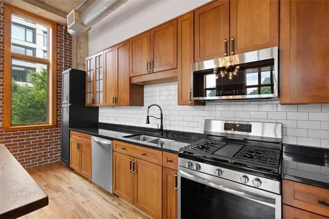 $894,900 | 660 Glen Iris Drive Northeast, Unit 206 & 109, Atlanta, GA 30308