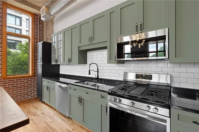 $894,900 | 660 Glen Iris Drive Northeast, Unit 206 & 109, Atlanta, GA 30308