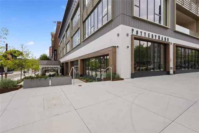 $894,900 | 660 Glen Iris Drive Northeast, Unit 206 & 109, Atlanta, GA 30308