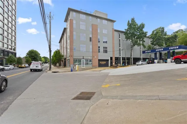 $894,900 | 660 Glen Iris Drive Northeast, Unit 206 & 109, Atlanta, GA 30308