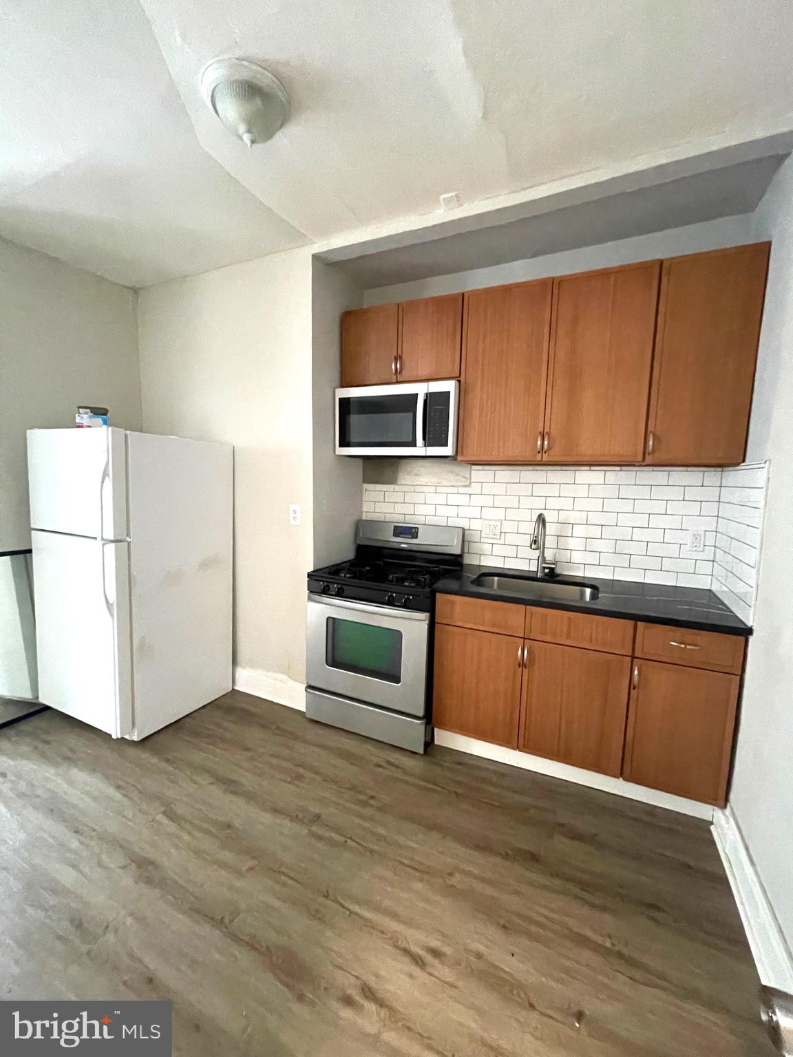 110 West Tabor Road Philadelphia, PA 19120 - Photo 4 of 18 Gallery Image 4
