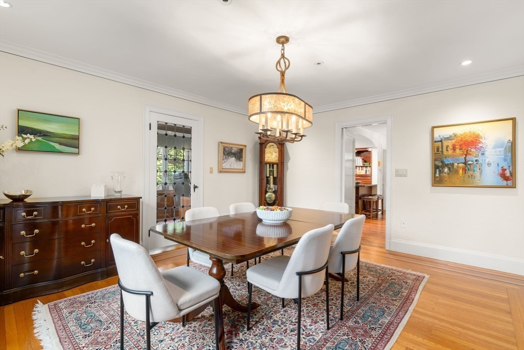 16 Alberta Road Brookline, MA 02467 - Photo 4 of 30