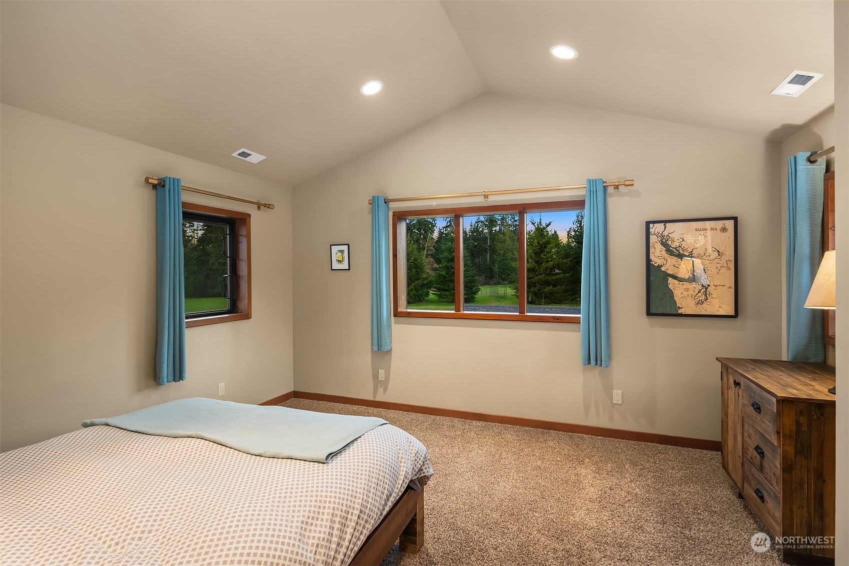 6571 Heggeness Road Clinton, WA 98236 - Photo 31 of 40 Gallery Image 31