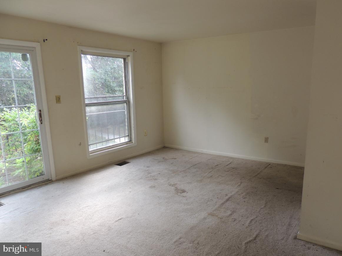 61 Timber Rock Road Gaithersburg, MD 20878 - Photo 7 of 15