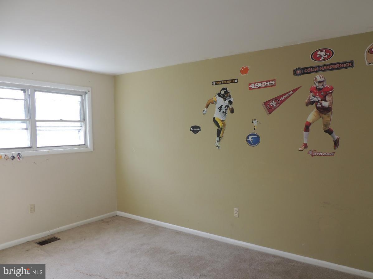61 Timber Rock Road Gaithersburg, MD 20878 - Photo 10 of 15