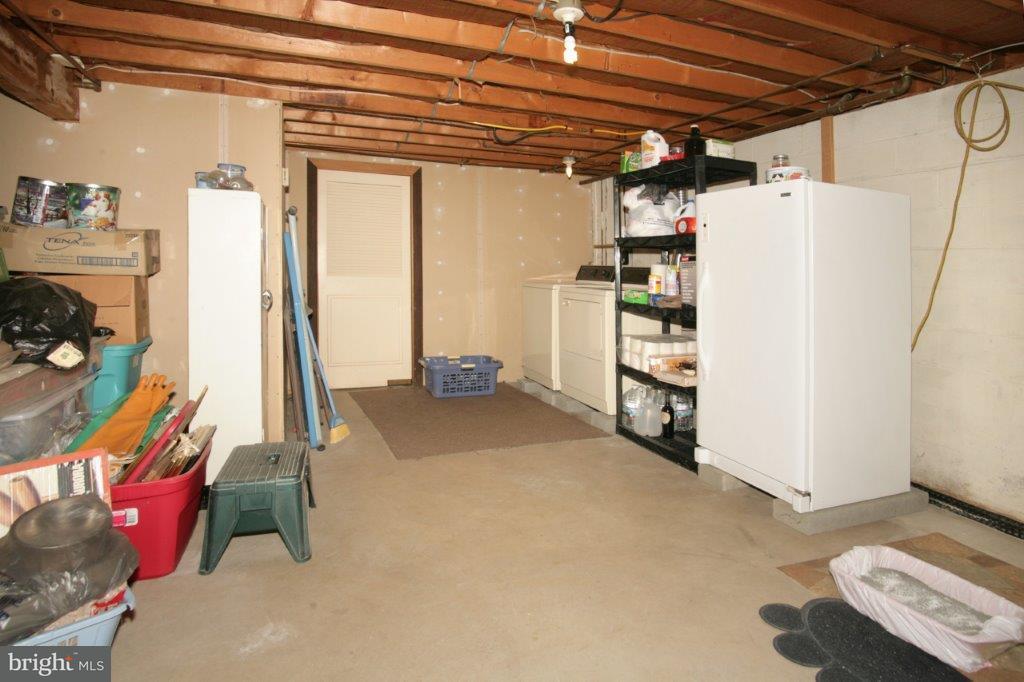 1317 Birch Road Lebanon, PA 17042 - Photo 20 of 45 Gallery Image 20