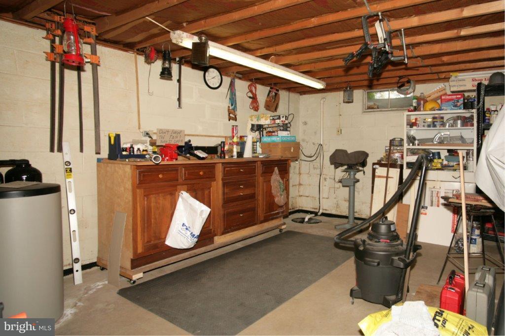 1317 Birch Road Lebanon, PA 17042 - Photo 23 of 45 Gallery Image 23