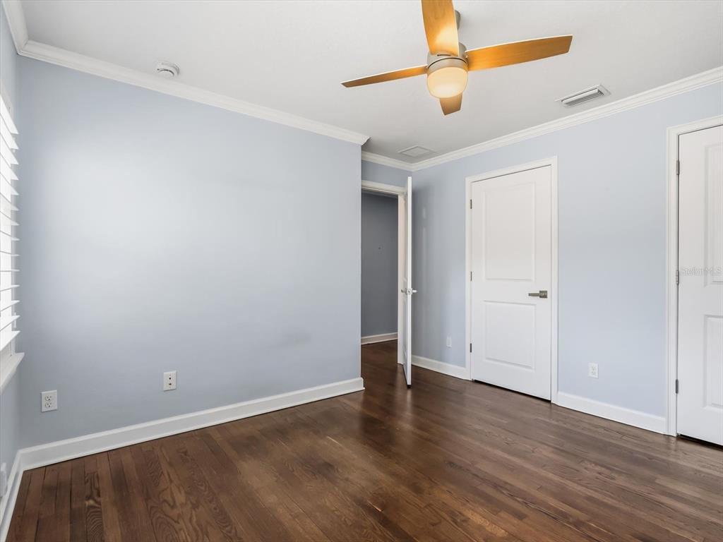 2330 Hickory Lane Orlando, FL 32803 - Photo 22 of 30 wooden floor in an empty room