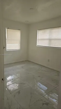 $2,300 | 573 Northwest 113th Street, Unit 573, Miami Shores, FL 33168
