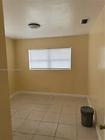 $2,400 | 573 Northwest 113th Street, Unit 573, Miami Shores, FL 33168
