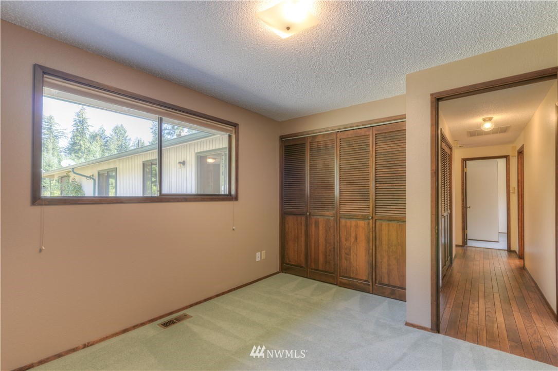 11209 Littlerock Road Southwest Olympia, WA 98512 - Photo 18 of 36 Gallery Image 18
