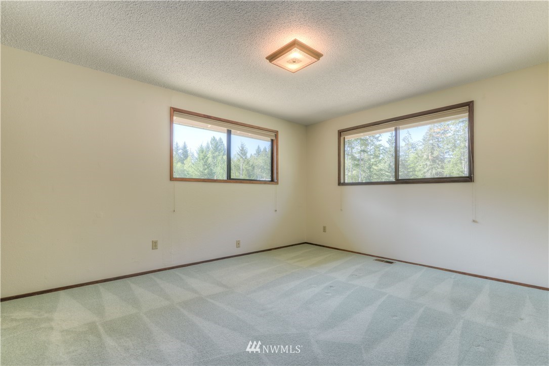 11209 Littlerock Road Southwest Olympia, WA 98512 - Photo 20 of 36 Gallery Image 20