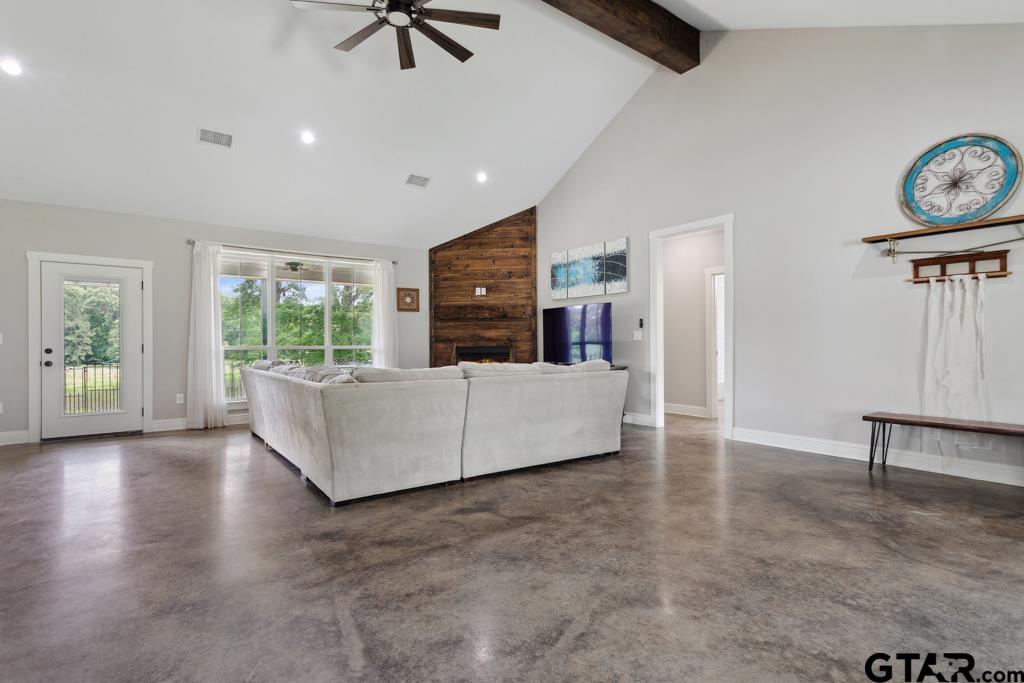 15767 County Road 285 Tyler, TX 75707 - Photo 31 of 44