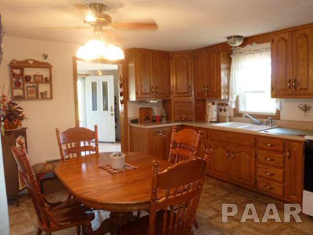 8612 West 1st Street Mapleton, IL 61547 - Photo 3 of 14