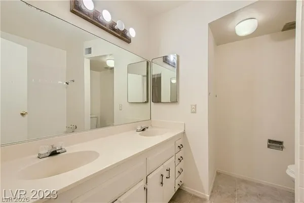 $1,375 | 5957 Vegas Drive, Las Vegas, NV 89108