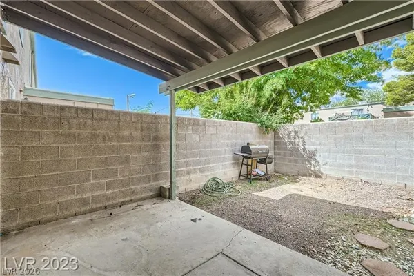 $1,375 | 5957 Vegas Drive, Las Vegas, NV 89108