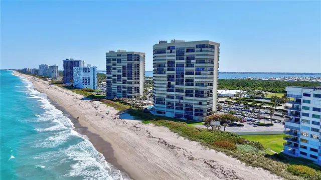 $3,300 | 9500 South Ocean Drive, Unit 307, Jensen Beach, FL 34957