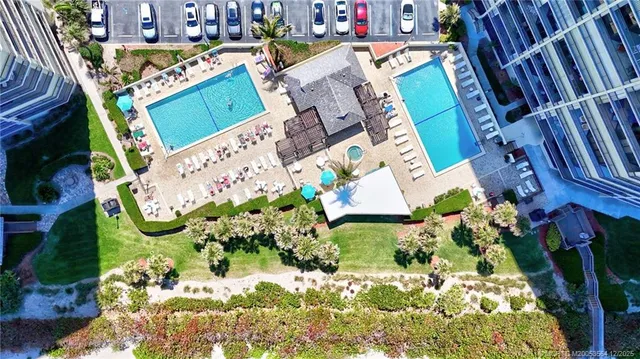 $3,300 | 9500 South Ocean Drive, Unit 307, Jensen Beach, FL 34957