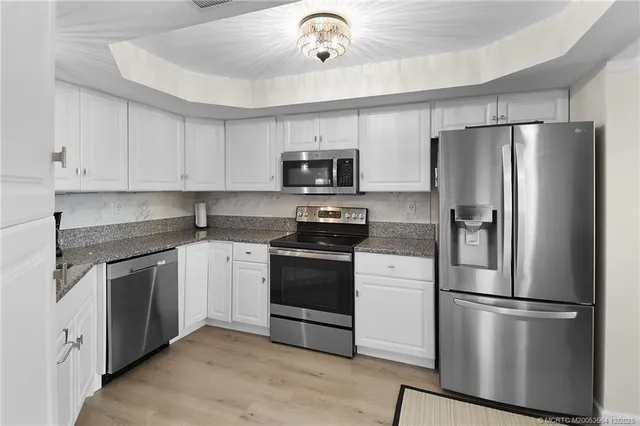 $3,300 | 9500 South Ocean Drive, Unit 307, Jensen Beach, FL 34957