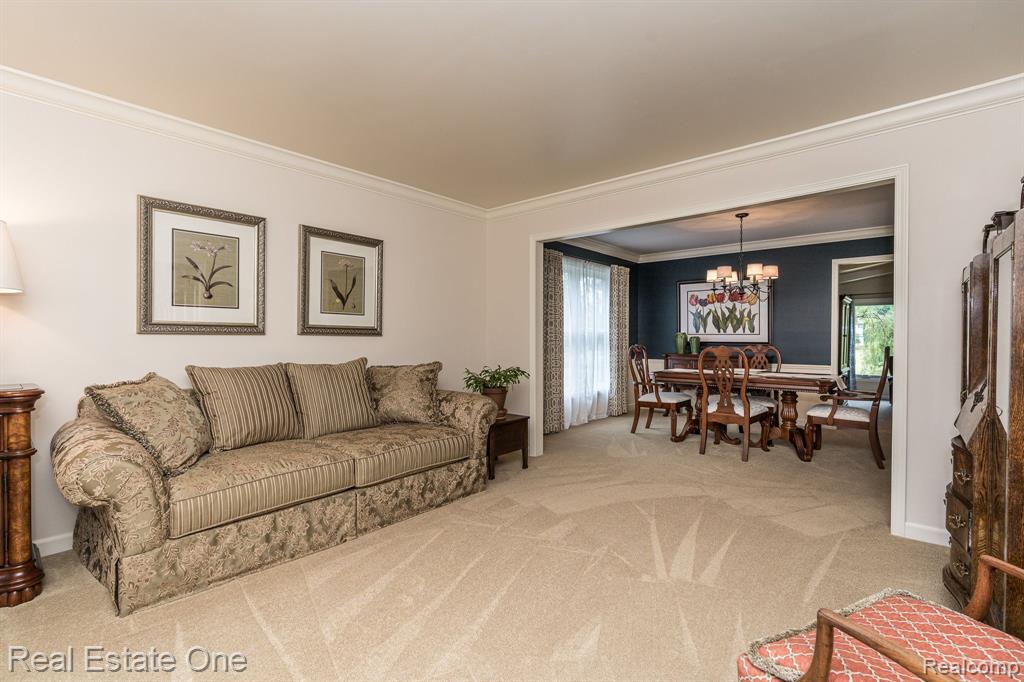 3307 Salem Court Rochester Hills, MI 48306 - Photo 6 of 36